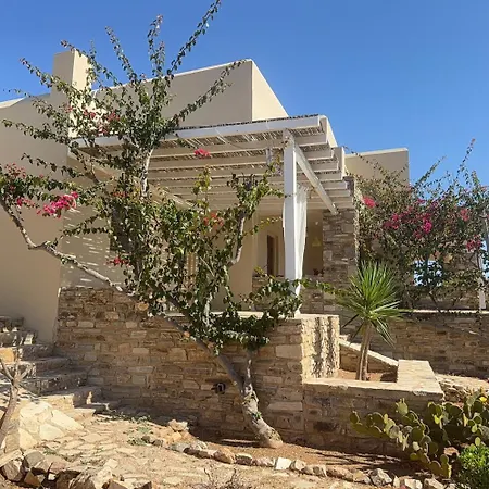 Stone-house3 *
